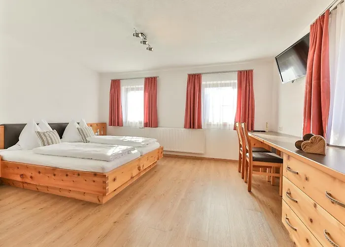 Joergishof Untertscheltsch